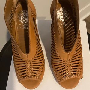 High Heels Shoes 👠,Brown,Size-5M, Leather, from pet and smoke free house, New